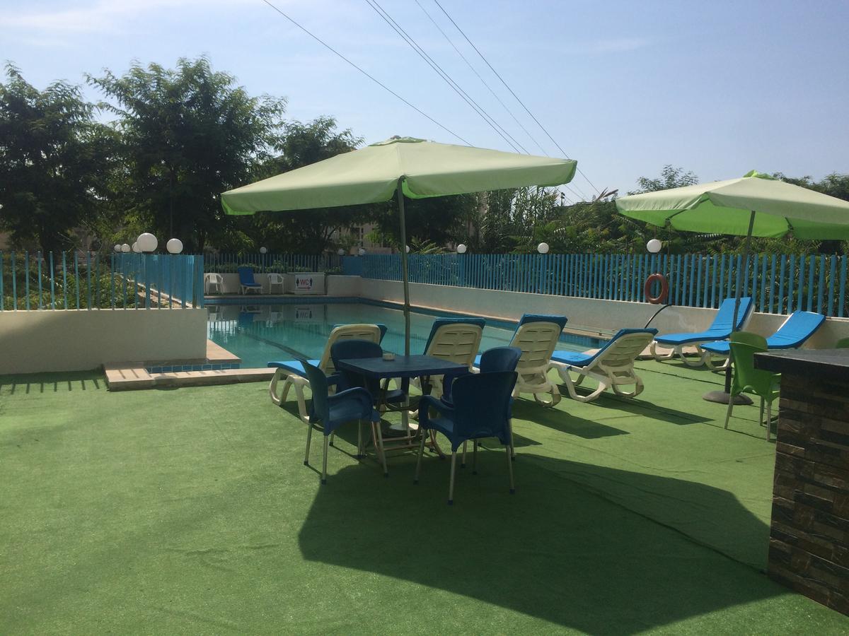 Queens Land Hotel Jounieh Eksteriør bilde